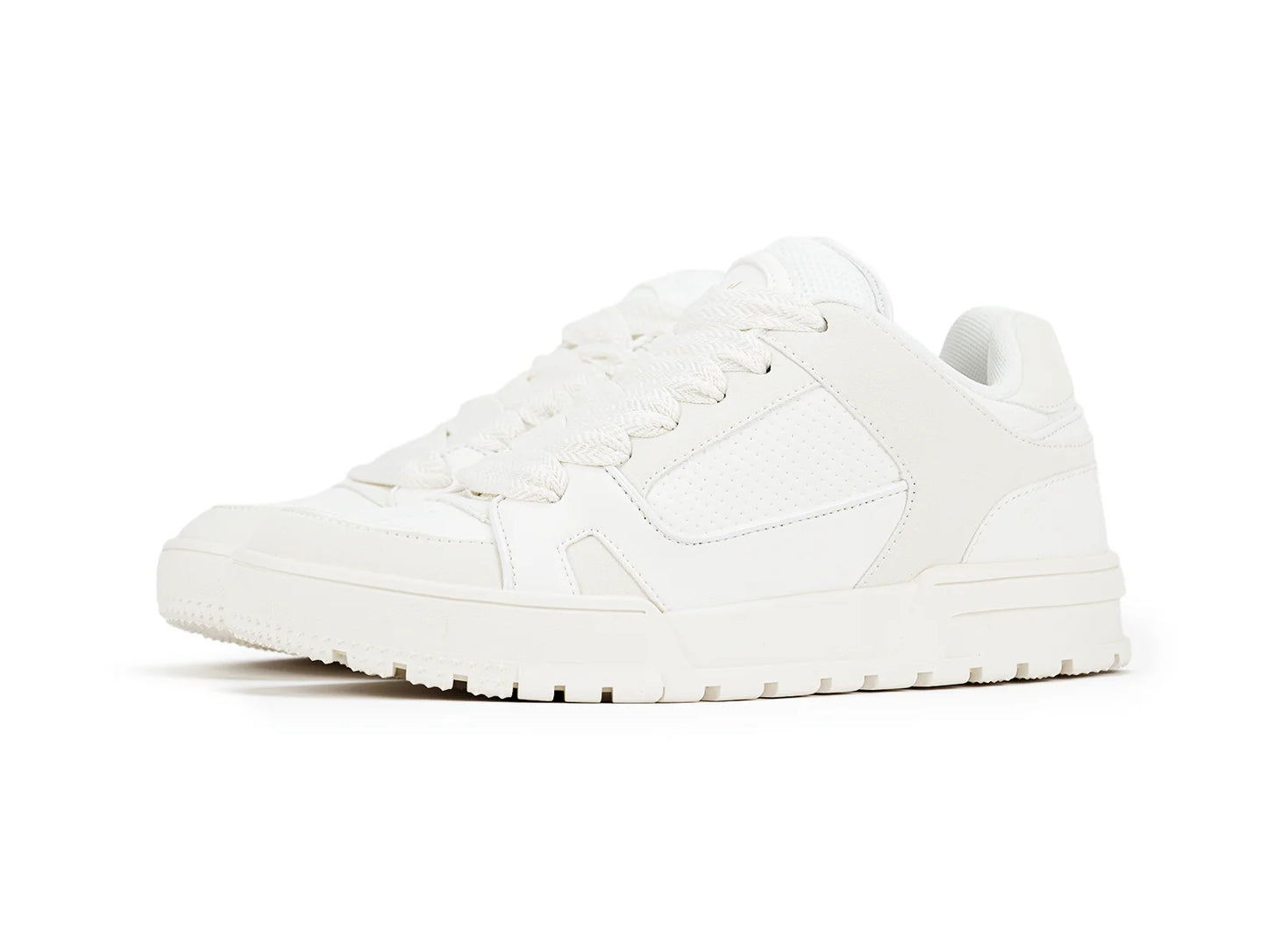 Essential Court Sneaker™