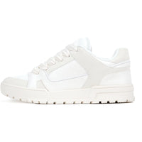 Essential Court Sneaker™